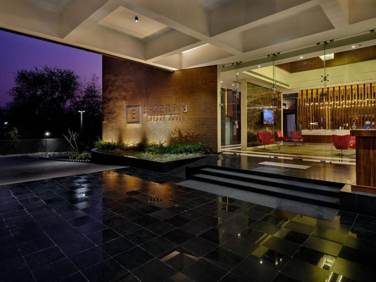 Essentia Luxury Hotel Indore Ngoại thất bức ảnh