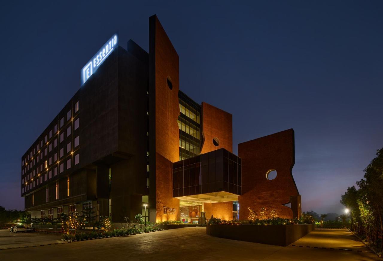 Essentia Luxury Hotel Indore Ngoại thất bức ảnh